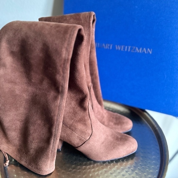 Stuart Weitzman Genna 60 Over-The-Knee City Suede Boots - Picture 4 of 9